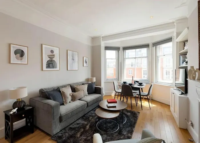 Lovely Chelsea Apartment