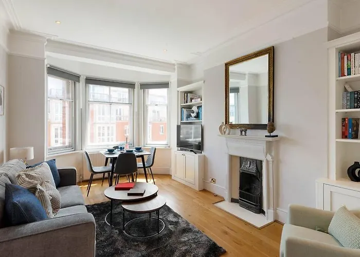 Lovely Chelsea Apartment